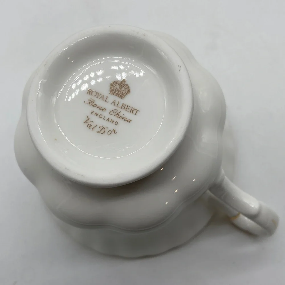 Royal Albert Val D’Or English Bone China Cup & Saucer - Picture 5 of 8